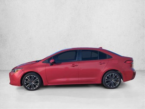 Used 2020 Toyota Corolla LE FWD image 5