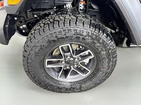 New 2026 Jeep Gladiator Mojave image 33