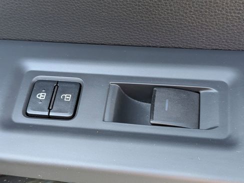 Used 2022 Toyota Tundra Limited image 36