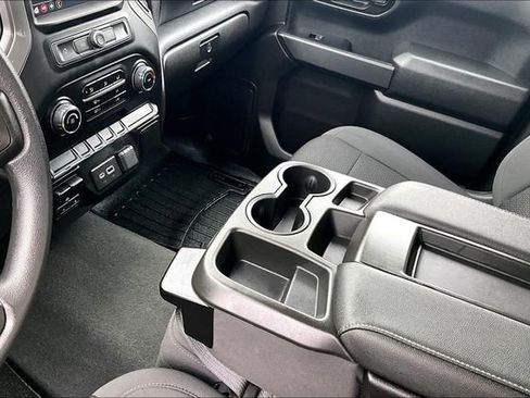 Used 2021 Chevrolet Silverado 1500 Custom Trail Boss w/ LPO, Dark Essentials Package AWD/4WD image 13