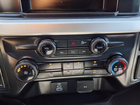 Used 2025 Ford F250 XLT AWD/4WD image 12
