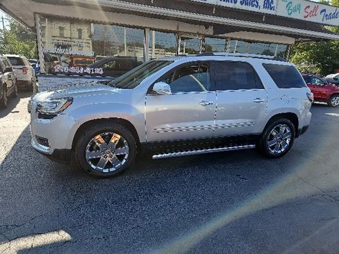 Used 2017 GMC Acadia Limited SLT AWD/4WD image 11