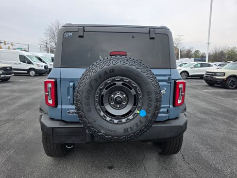 New 2025 Ford Bronco Outer Banks w/ Sasquatch Package AWD/4WD image 11