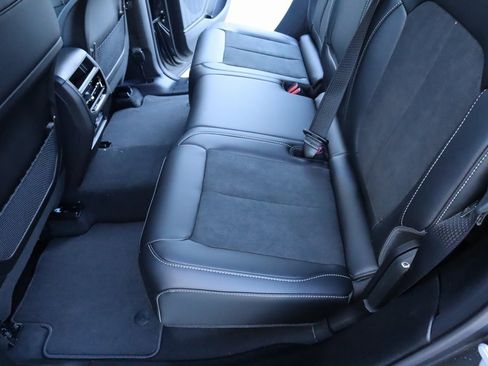 New 2025 Jeep Grand Cherokee Altitude image 12