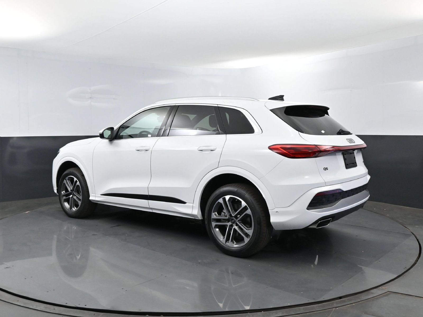 New 2026 Audi Q5 Premium AWD/4WD image 24