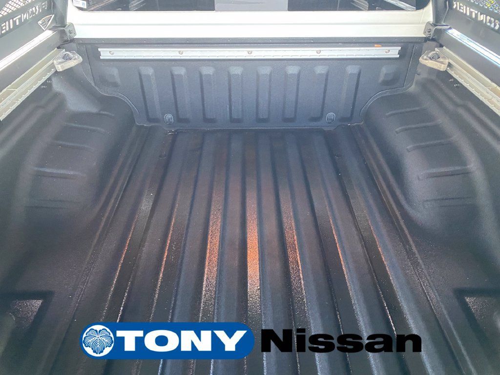 Used 2024 Nissan Frontier SV w/ Hardbody Edition AWD/4WD image 11