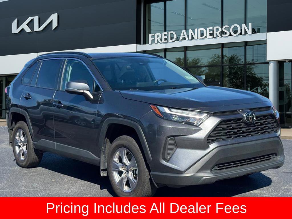 Used 2025 Toyota RAV4 XLE w/ Convenience Package FWD image 1