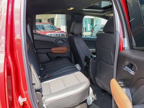 New 2026 GMC Canyon AT4 w/ Technology Plus Package AWD/4WD image 33