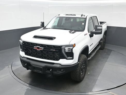 Used 2024 Chevrolet Silverado 2500 ZR2 w/ ZR2 Bison Edition AWD/4WD image 24