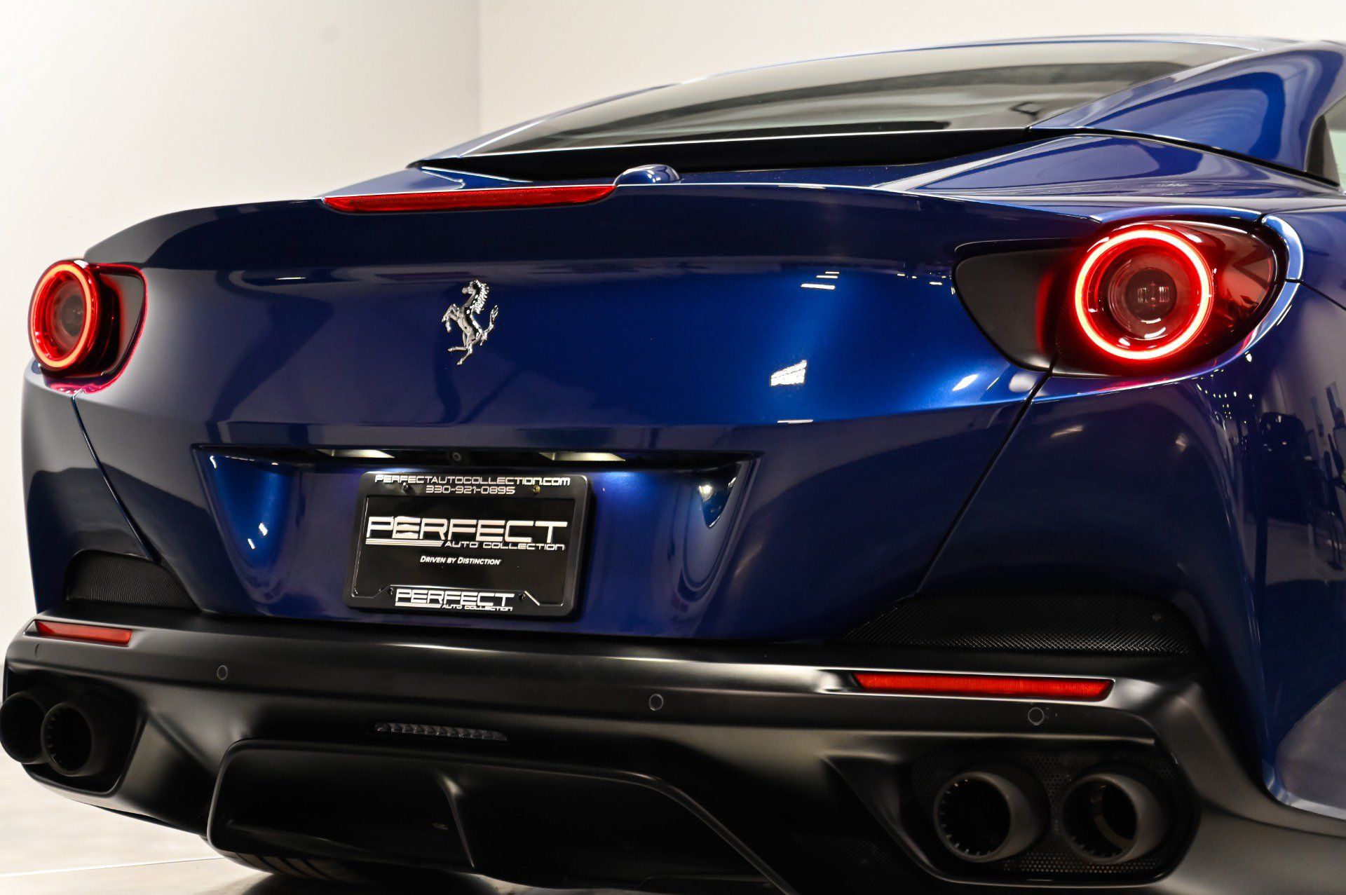 Used 2019 Ferrari Portofino RWD image 57