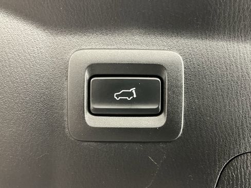 Certified 2023 MAZDA CX-9 Touring image 31