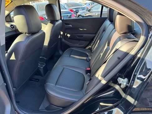 Used 2020 Chevrolet Sonic Premier image 17