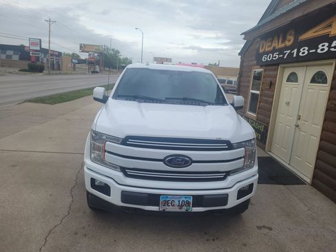 Used 2018 Ford F150 Lariat w/ Equipment Group 501A Mid AWD/4WD image 3