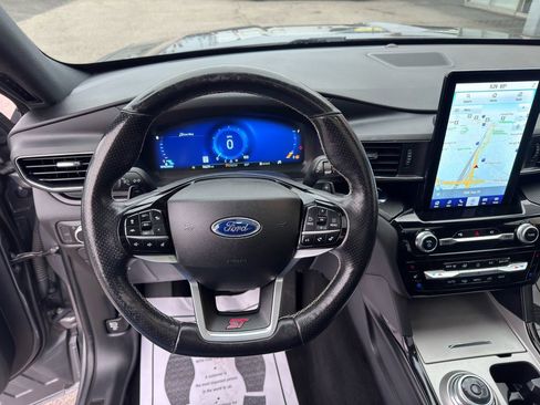 Used 2022 Ford Explorer ST w/ Equipment Group 401A image 19