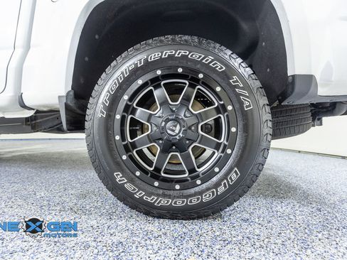 Used 2020 Chevrolet Colorado Z71 image 45