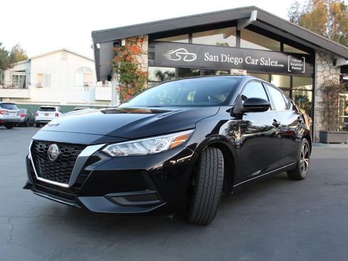 Used 2021 Nissan Sentra SV image 1