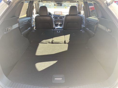 New 2025 MAZDA CX-5 Signature image 28