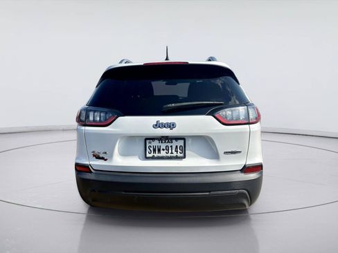 Used 2020 Jeep Cherokee Latitude w/ Cold Weather Group AWD/4WD image 4