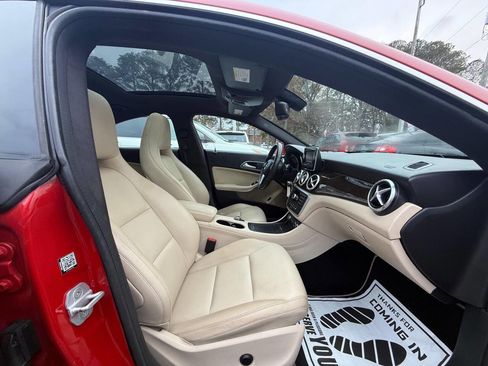 Used 2014 Mercedes-Benz CLA 250 image 12