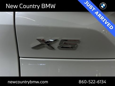 Used 2022 BMW X5 xDrive45e w/ M Sport Package image 10