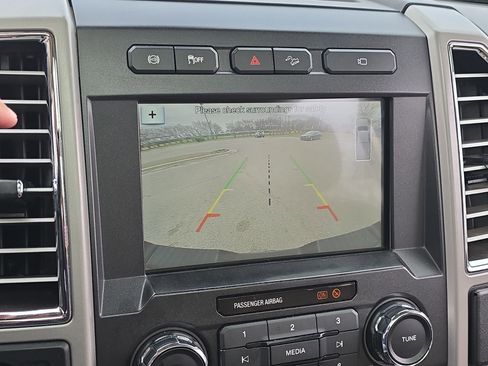 Used 2017 Ford F250 Lariat w/ Lariat Ultimate Package image 17