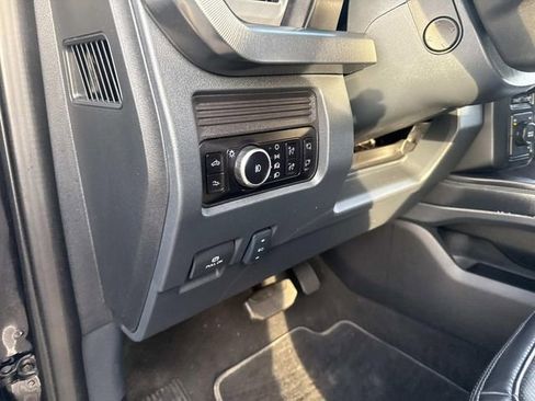 Used 2025 Ford F450 Platinum image 28