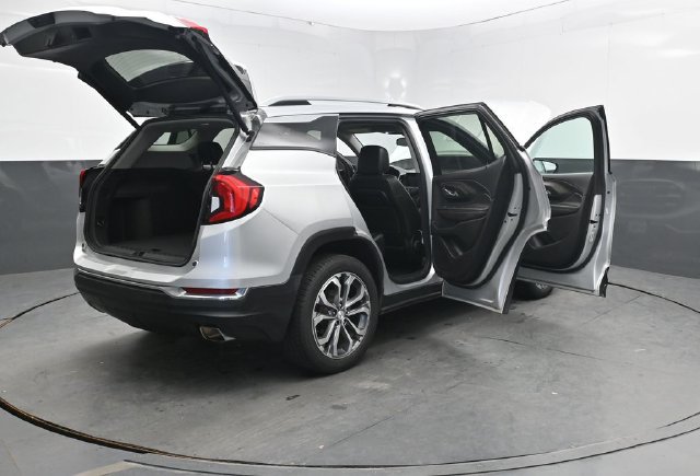 Used 2020 GMC Terrain SLT w/ Preferred Package FWD image 47
