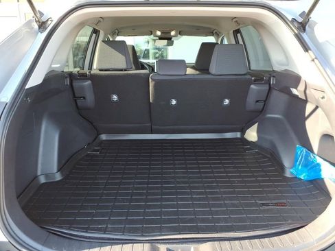 Used 2023 Toyota RAV4 LE FWD image 7
