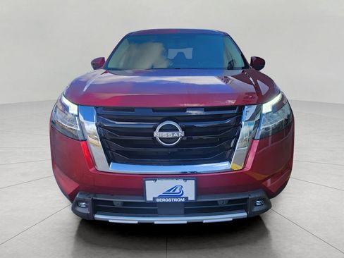 Used 2022 Nissan Pathfinder SL image 4