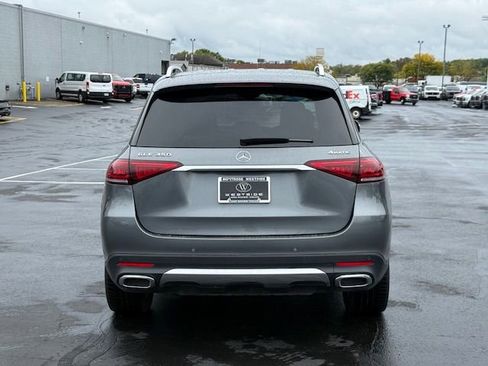 Used 2020 Mercedes-Benz GLE 350 4MATIC w/ Premium Package image 4