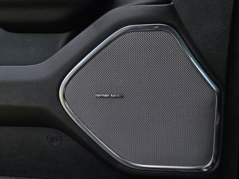 New 2025 RAM 1500 Laramie image 16