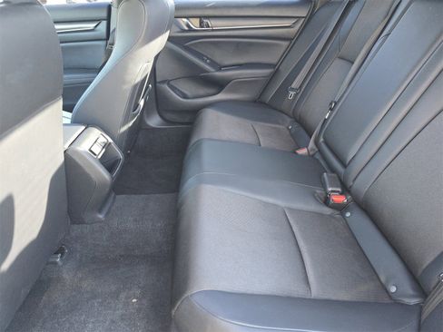 Used 2022 Honda Accord Sport image 13
