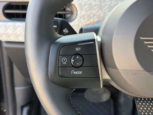 Used 2025 MINI Cooper S FWD image 18