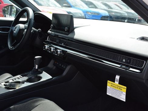 Used 2025 Honda Civic Sport image 23