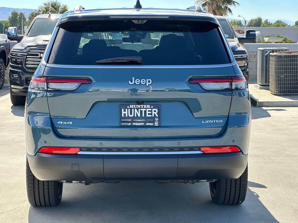 New 2026 Jeep Grand Cherokee L Limited w/ Luxury Tech Group II AWD/4WD image 6