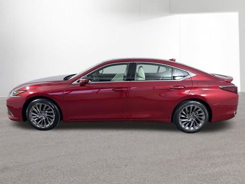 Certified 2025 Lexus ES 300h Ultra Luxury image 32