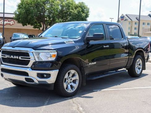 Used 2020 RAM 1500 Big Horn AWD/4WD image 6