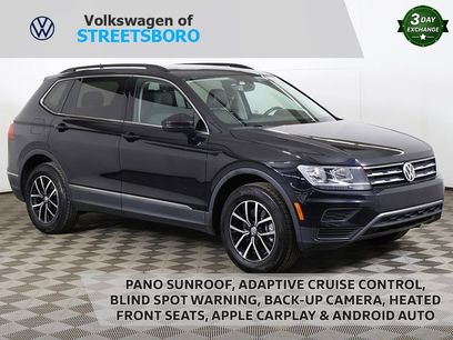 Used 2021 Volkswagen Tiguan SE w/ Panoramic Sunroof Package
