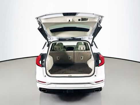 Used 2020 GMC Terrain Denali w/ Denali Premium Package image 28