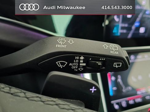 Used 2023 Audi Q7 2.0T Premium Plus w/ Premium Plus Package AWD/4WD image 38