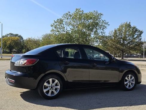 Used 2010 MAZDA MAZDA3 i Touring FWD image 3