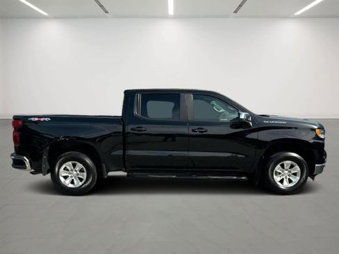 Used 2025 Chevrolet Silverado 1500 LT AWD/4WD image 5