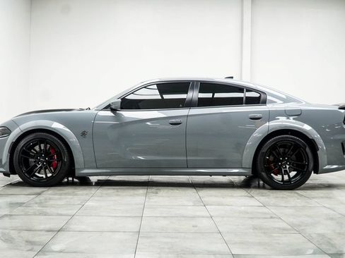 Used 2022 Dodge Charger SRT Hellcat w/ Harman/Kardon Audio Group RWD image 11
