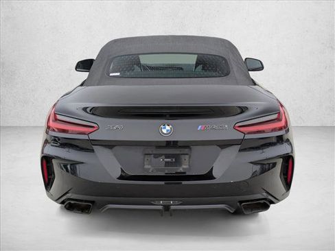 Used 2025 BMW Z4 M40i w/ Edition RWD image 6