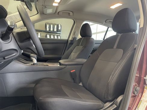 Certified 2024 Nissan Sentra SV image 10