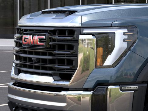 New 2026 GMC Sierra 2500 Pro image 13