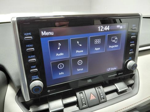 Used 2022 Toyota RAV4 Limited AWD/4WD image 39