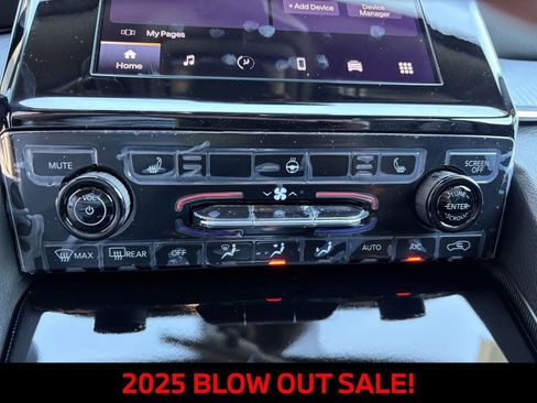 New 2025 Jeep Grand Cherokee L Altitude RWD image 15