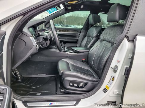 Used 2019 BMW 640i Gran Turismo xDrive w/ Luxury Seating Package image 8