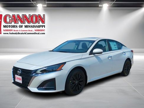 New 2025 Nissan Altima 2.5 SV w/ SV Special Edition Package image 1